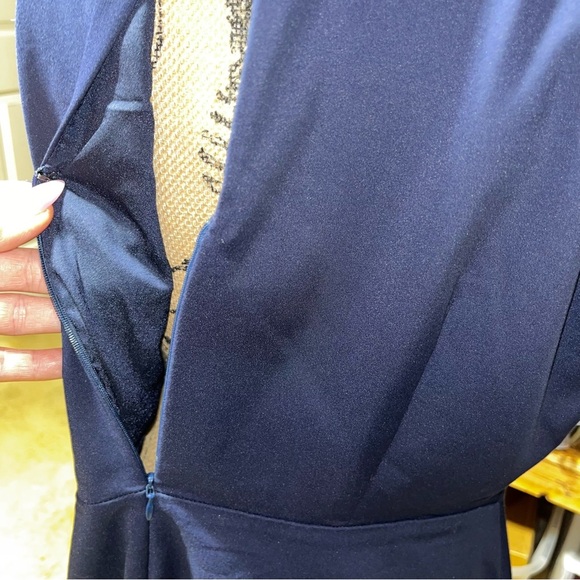 Liz Luxe by Mod Cloth Navy Sleeveless Halter Neck A Line Embroidered Dress Midi - Picture 13 of 13